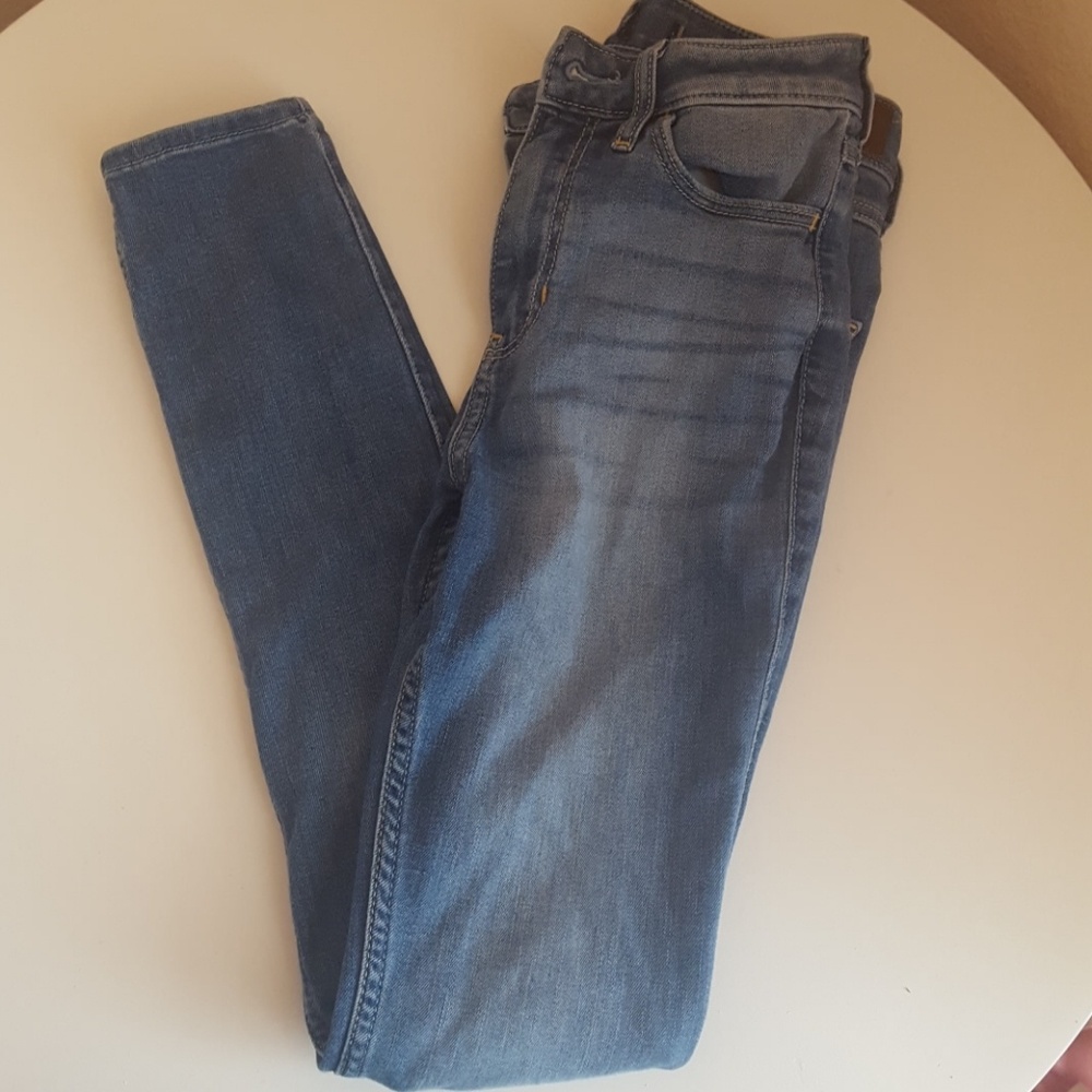 Girls Hollister jeans